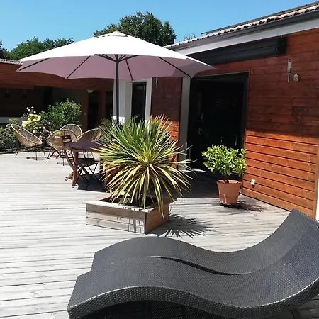 Villa Piscine Chauffee,5ch ,climatisation, Bar Exterieur *
