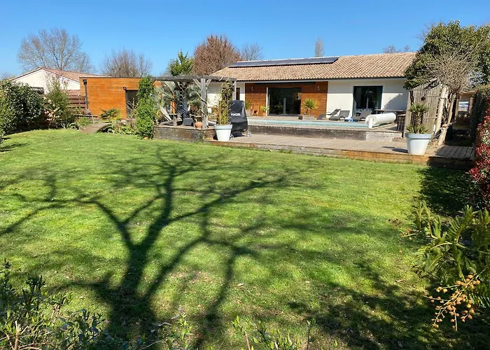 Villa Piscine Chauffee,5ch ,climatisation, Bar Exterieur