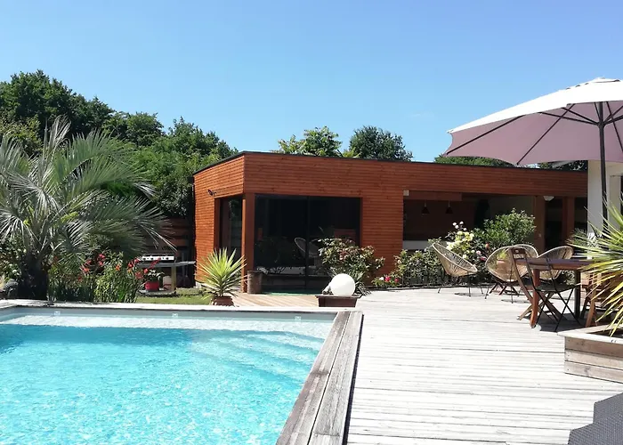 Piscine Chauffee,5ch ,climatisation, Bar Exterieur *